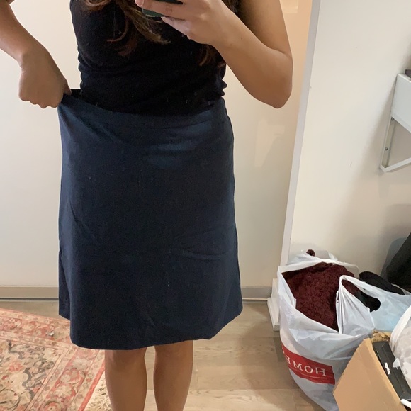 Navy dress skirt- new - Picture 2 of 3